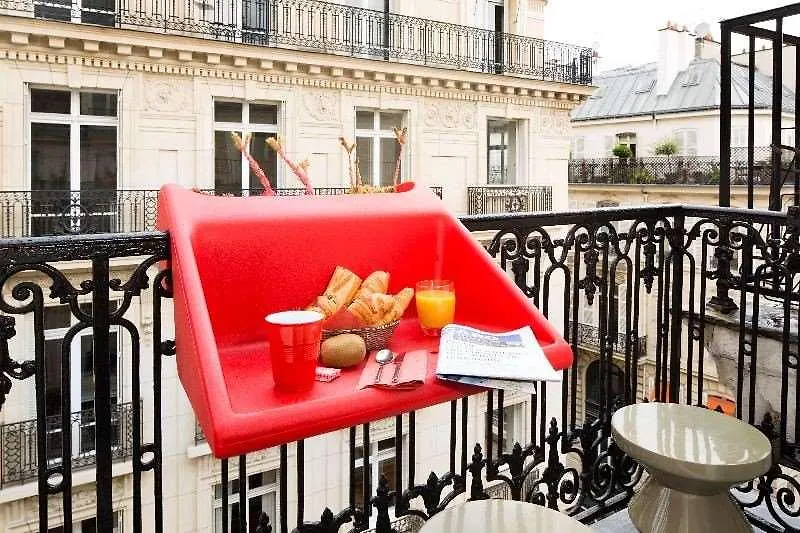 Elysees 8 Paris