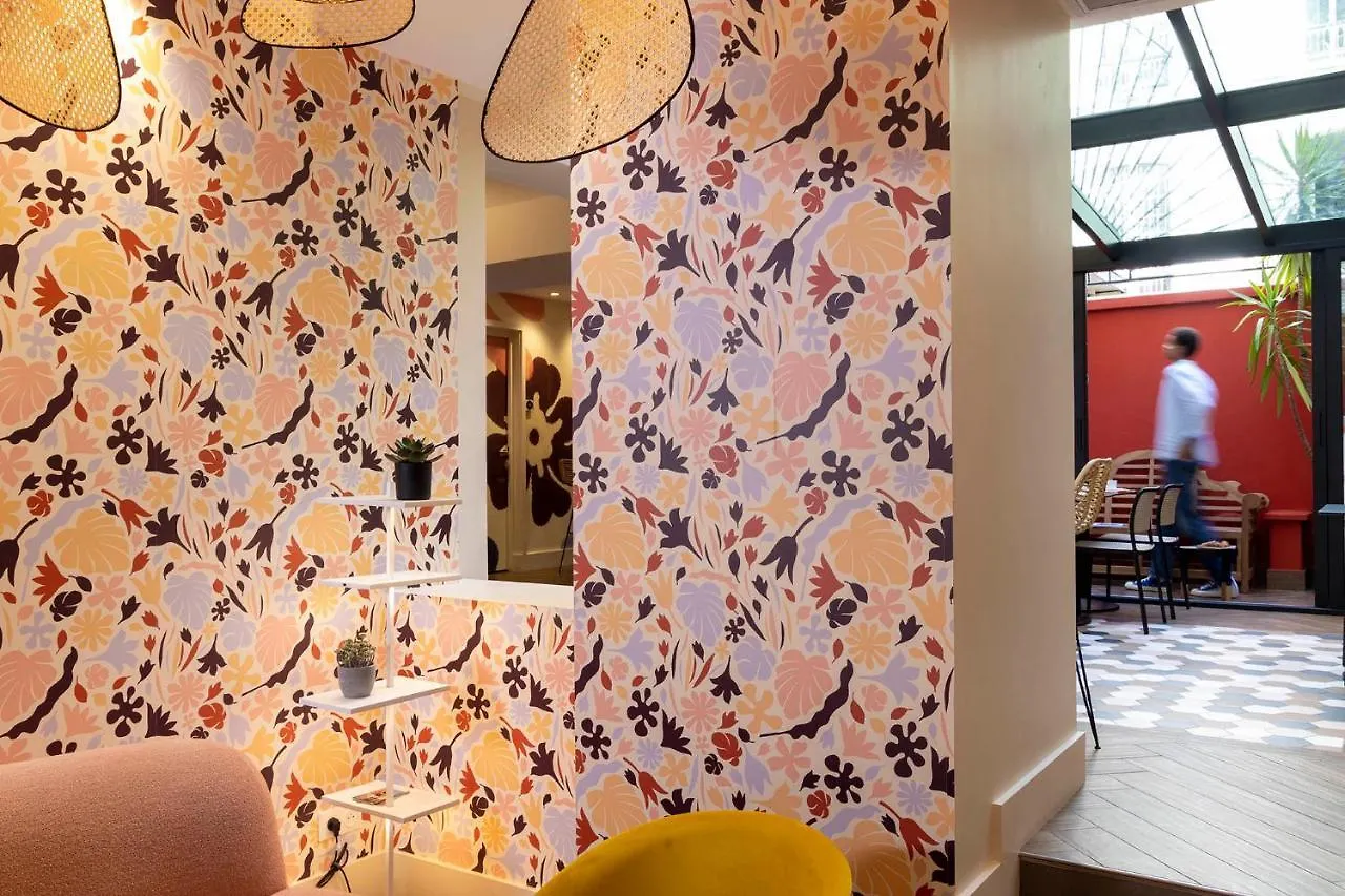 Hotel Elysees 8 Paris