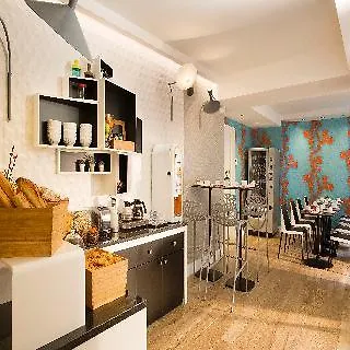 Hotel Elysees 8 Paris